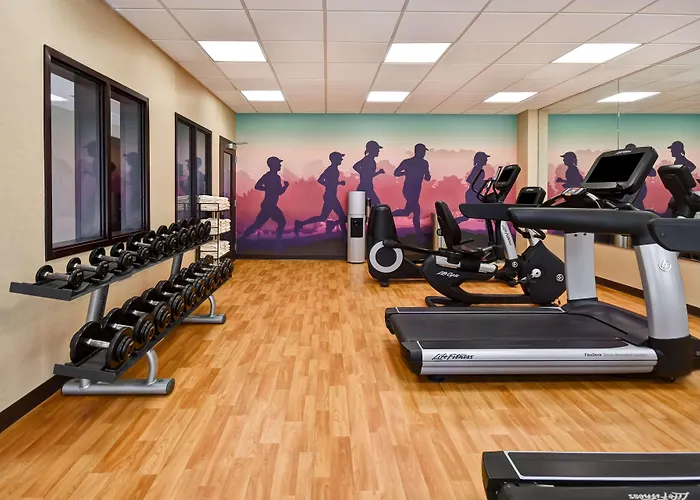 Hyatt Place Phoenix Hotel 3*