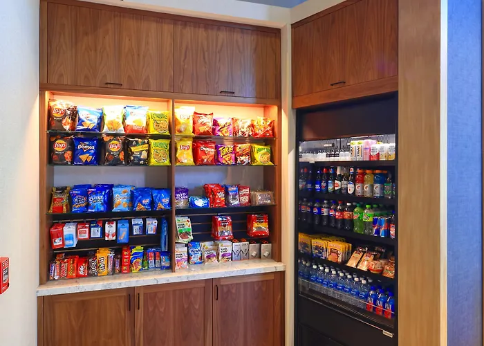 Hyatt Place Phoenix Hotel 3*