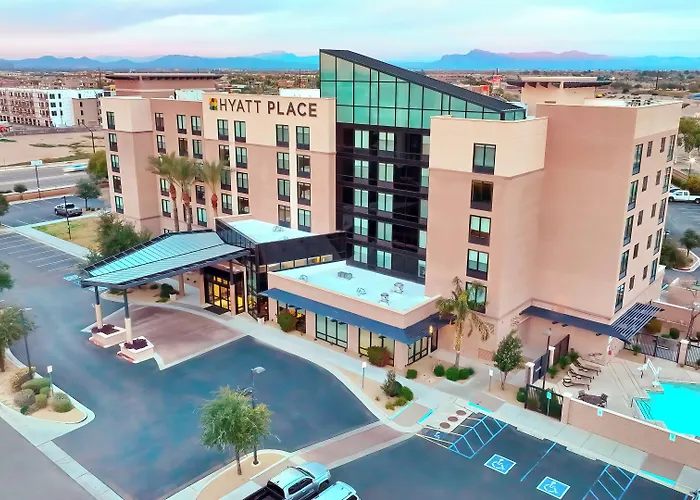 Hyatt Place Phoenix Hotel 3*